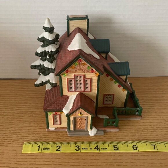 Vtg Lemax Lighted House Vail Colorado Village Collection Wrap Around Porch 1997 - Picture 12 of 12